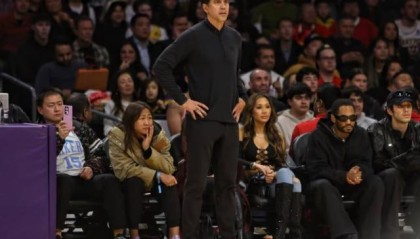 ​热火8年1.2亿留下功勋教练，斯波拿得起千万年薪